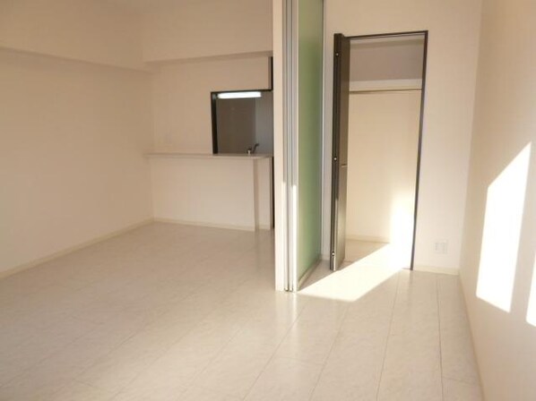 アン・ボルヌの物件内観写真